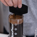 Produktbild: Aero Press clear (Aufguss wird gerade umgerührt)