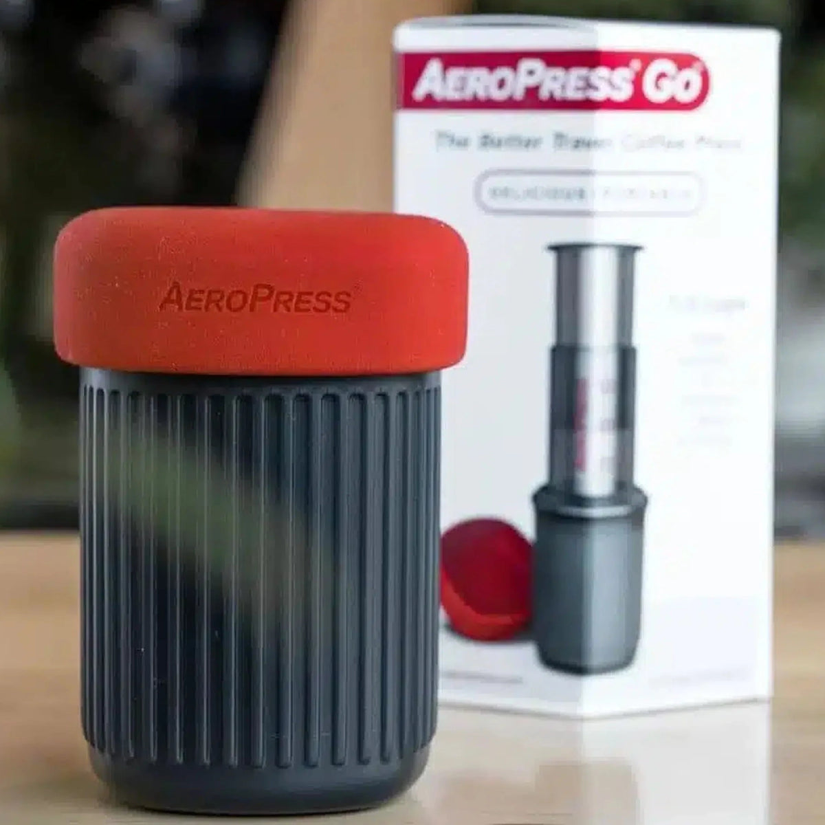 Aeropress Go, 240ml, kleines Packmaß mit intergriertem Becher